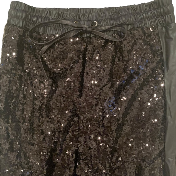 Womans sequin tuxedo jogger pants - Picture 4 of 6